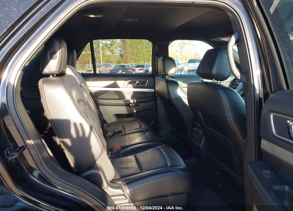 2017 FORD EXPLORER XLT VIN: 1FM5K8D82HGC80047