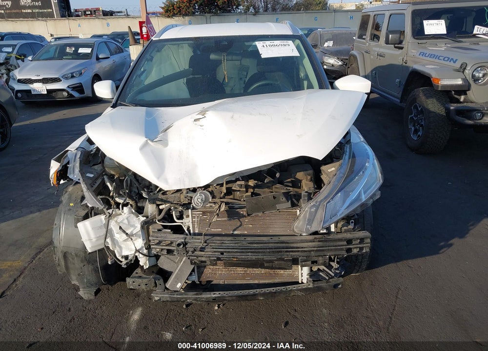 2021 NISSAN KICKS SV VIN: 3N1CP5CV5ML502768