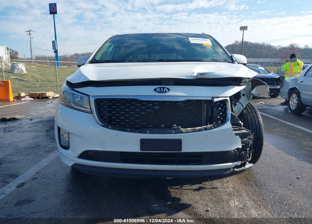 2018 KIA SEDONA EX VIN: KNDMC5C11J6395184