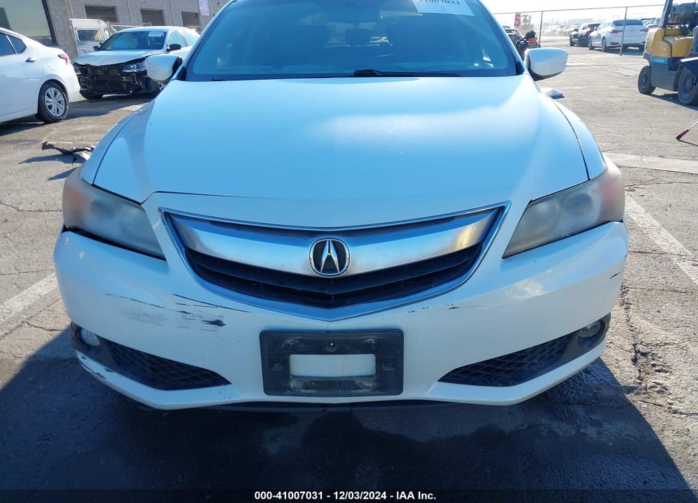 2013 ACURA ILX 2.0L VIN: 19VDE1F76DE010227