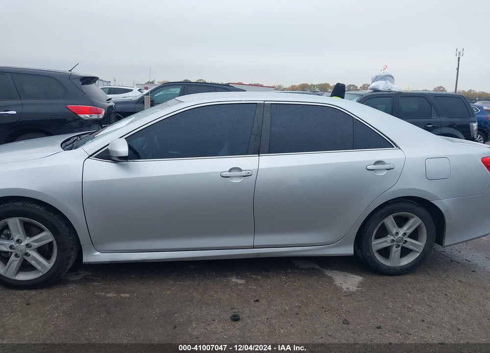 2012 TOYOTA CAMRY SE VIN: 4T1BF1FK7CU084963