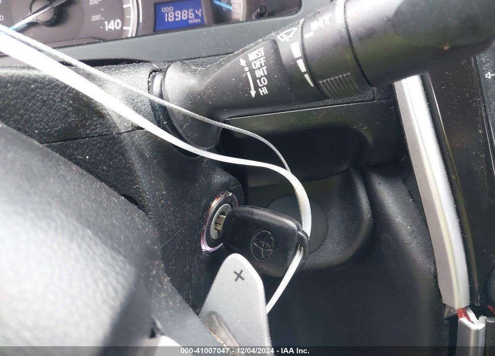 2012 TOYOTA CAMRY SE VIN: 4T1BF1FK7CU084963