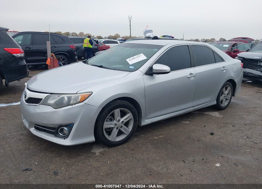 2012 TOYOTA CAMRY SE VIN: 4T1BF1FK7CU084963