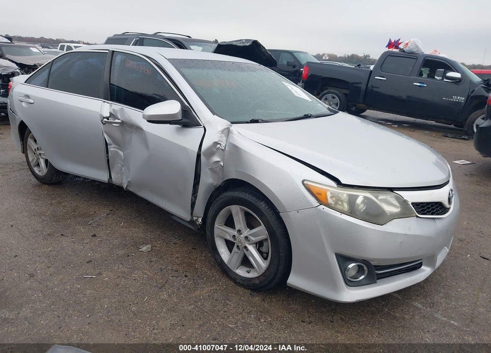 2012 TOYOTA CAMRY SE VIN: 4T1BF1FK7CU084963