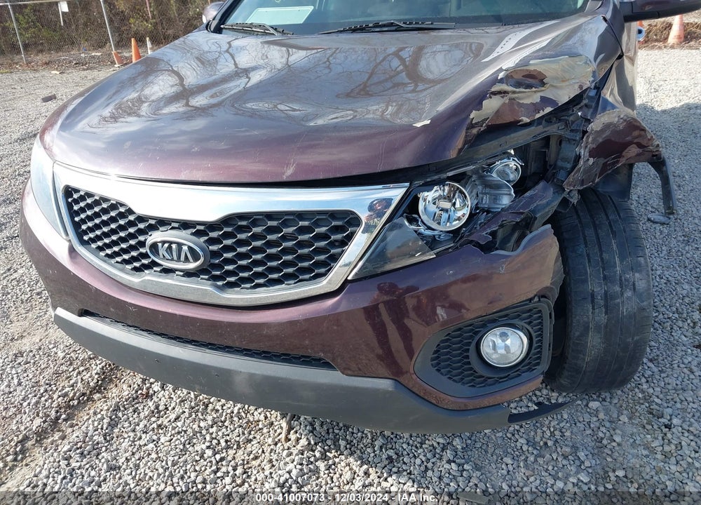 2011 KIA SORENTO EX V6 VIN: 5XYKUDA26BG043386
