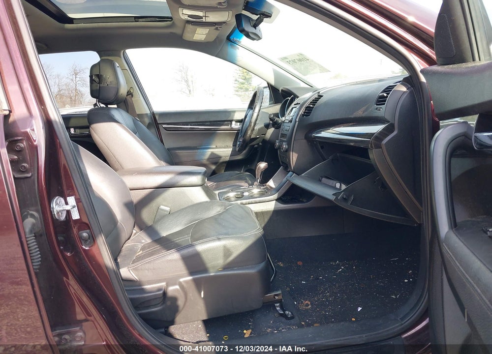 2011 KIA SORENTO EX V6 VIN: 5XYKUDA26BG043386