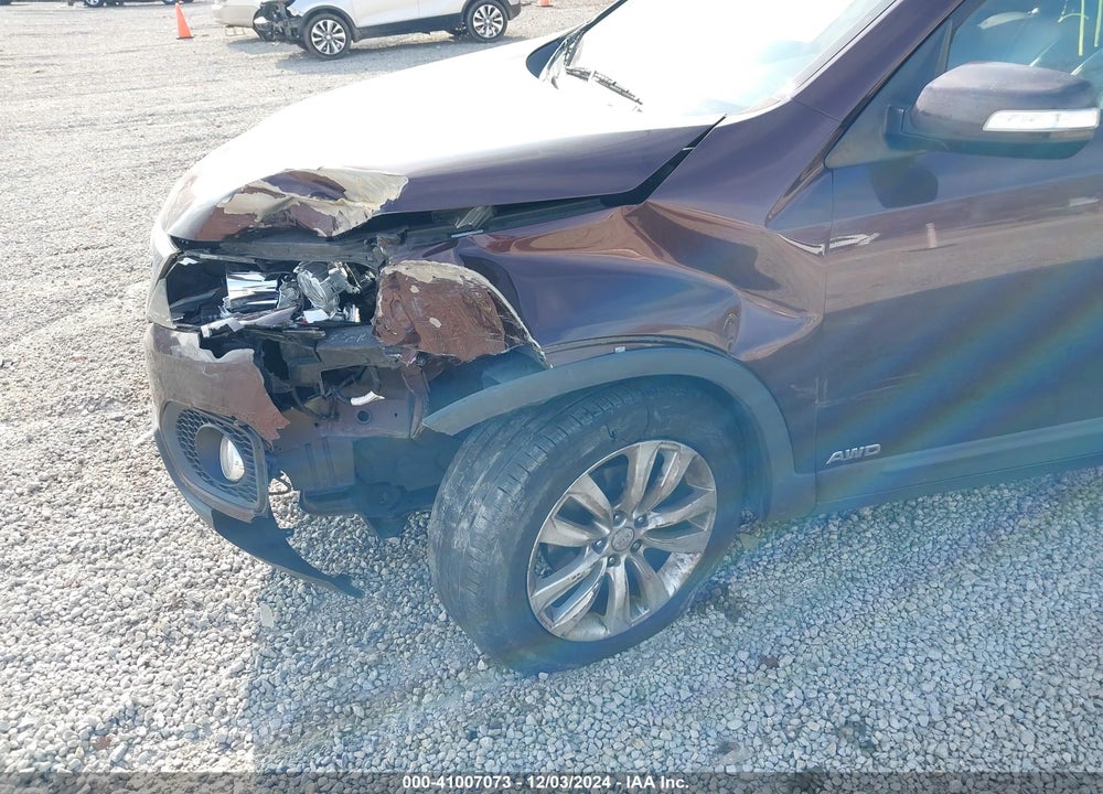 2011 KIA SORENTO EX V6 VIN: 5XYKUDA26BG043386