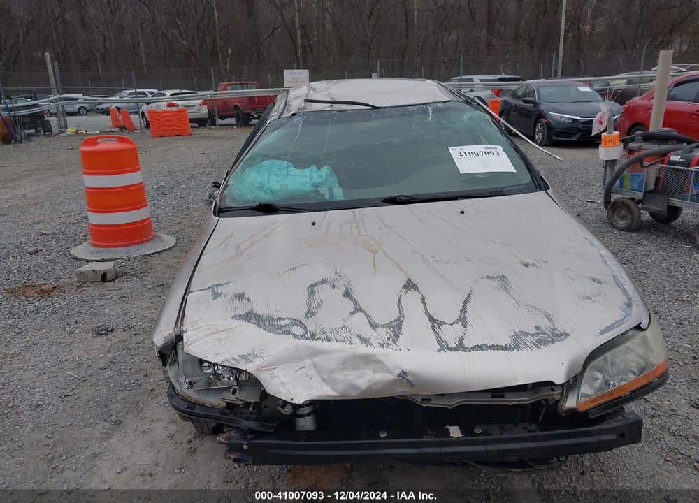 1999 HONDA ACCORD LX VIN: 1HGCG564XXA130633