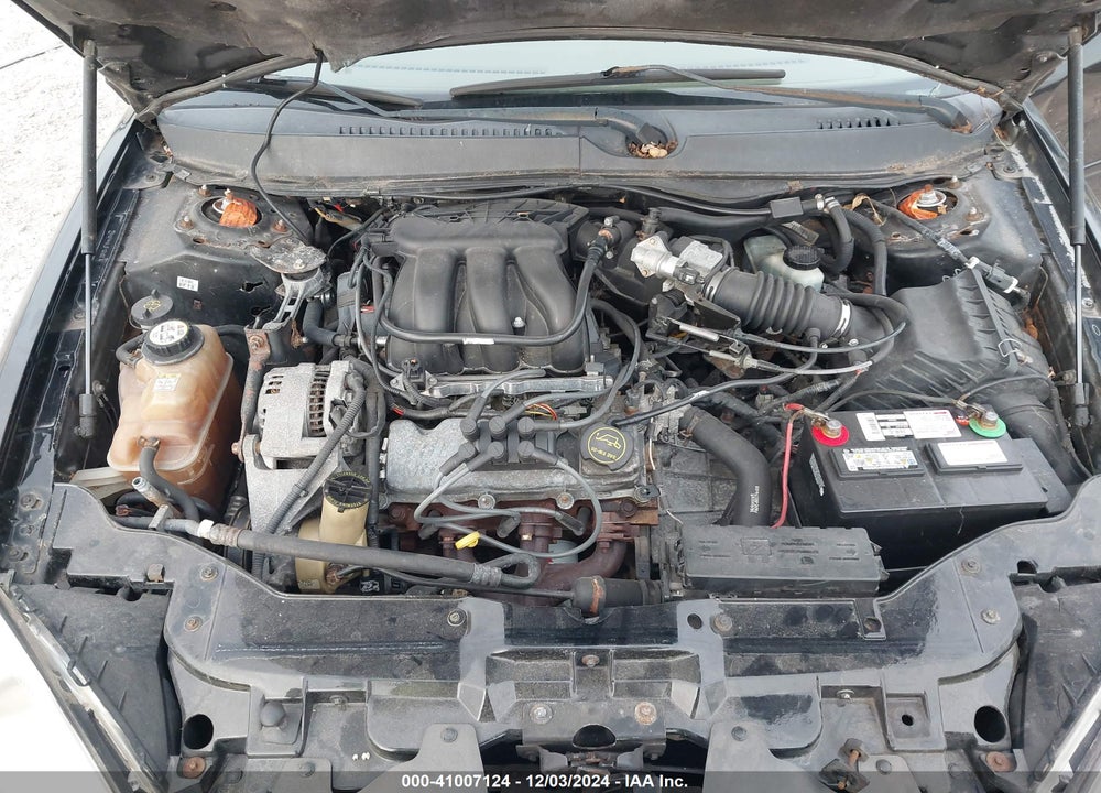 2004 FORD TAURUS SES VIN: 1FAFP55U74A110354