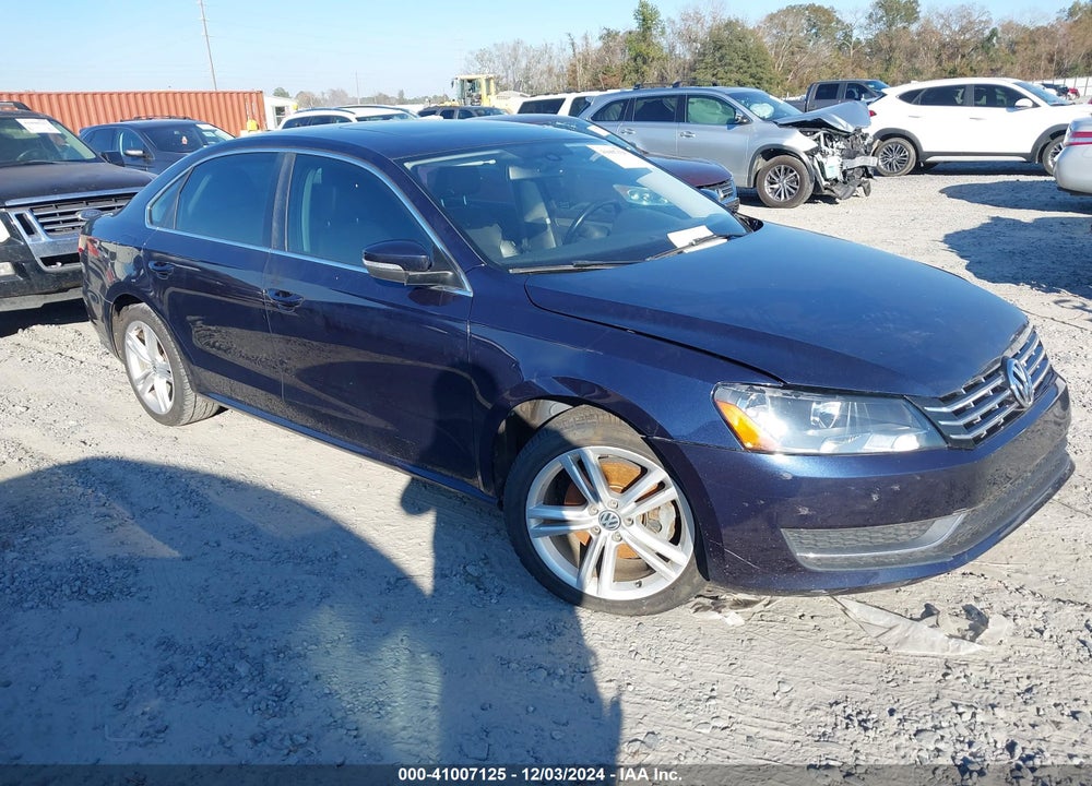 2014 VOLKSWAGEN PASSAT 2.0L TDI SE VIN: 1VWBN7A31EC044197
