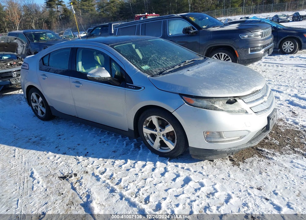 2011 CHEVROLET VOLT VIN: 1G1RD6E44BU102822