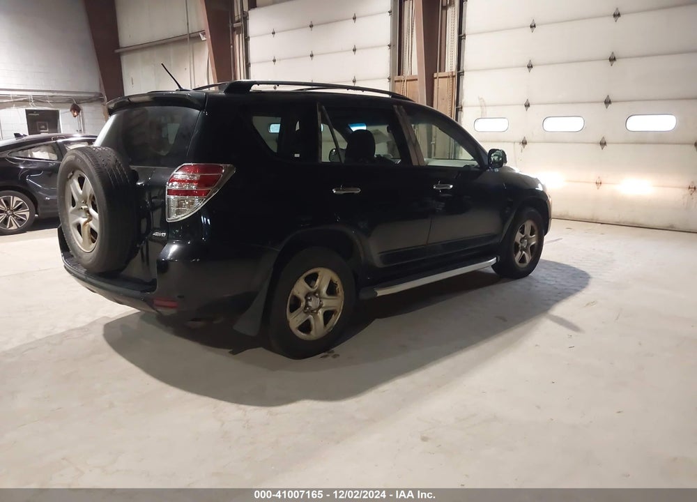 2009 TOYOTA RAV4 VIN: JTMBF33V39D015694