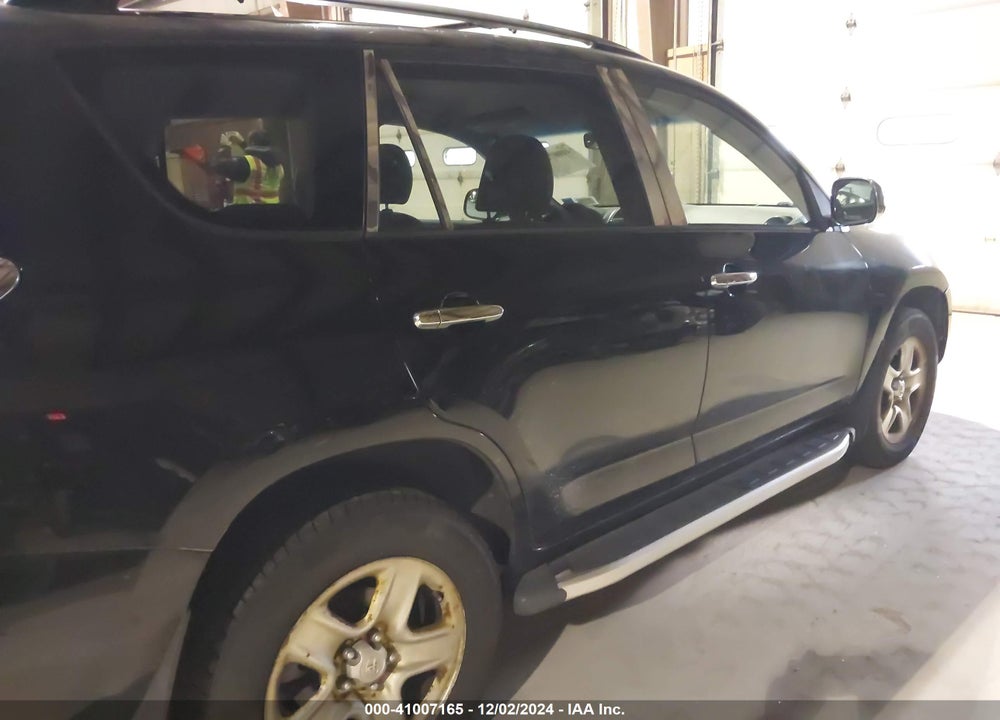 2009 TOYOTA RAV4 VIN: JTMBF33V39D015694
