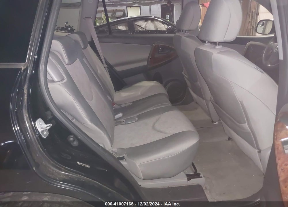 2009 TOYOTA RAV4 VIN: JTMBF33V39D015694