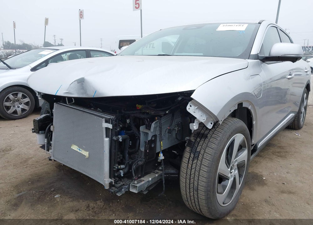 2023 VINFAST VF 8 ECO VIN: RLLV1AEB4PH003343