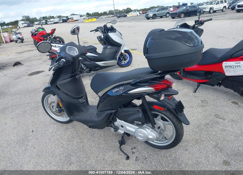 2021 PIAGGIO LIBERTY 50/50 S VIN: ZAPC546B4M7001419