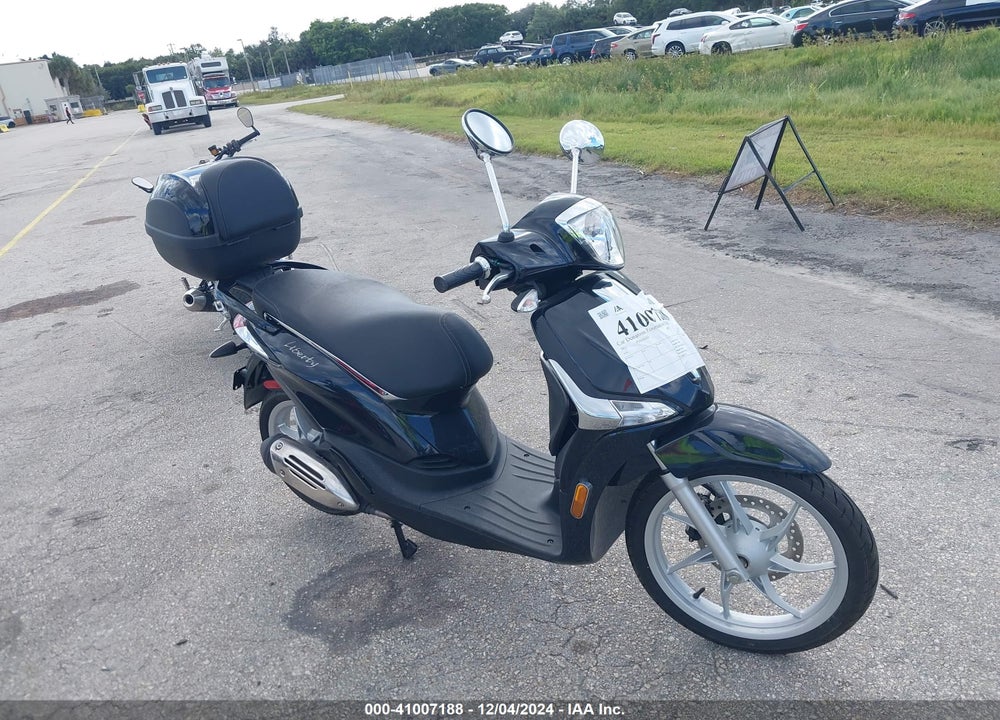 2021 PIAGGIO LIBERTY 50/50 S VIN: ZAPC546B4M7001419