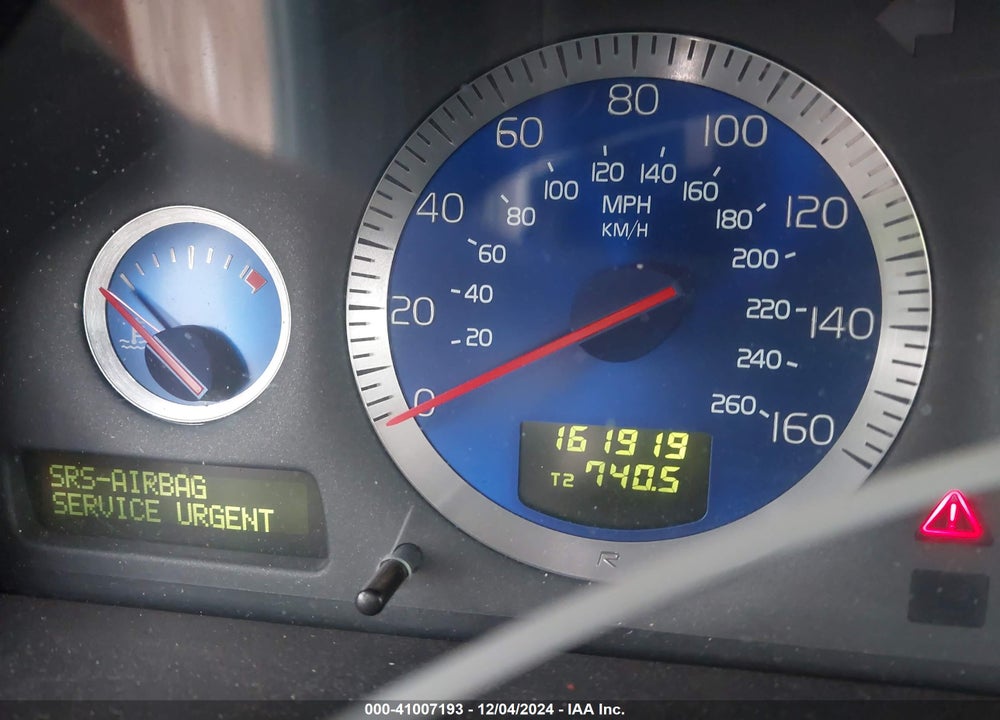 2005 VOLVO V70 R VIN: YV1SJ527952489789