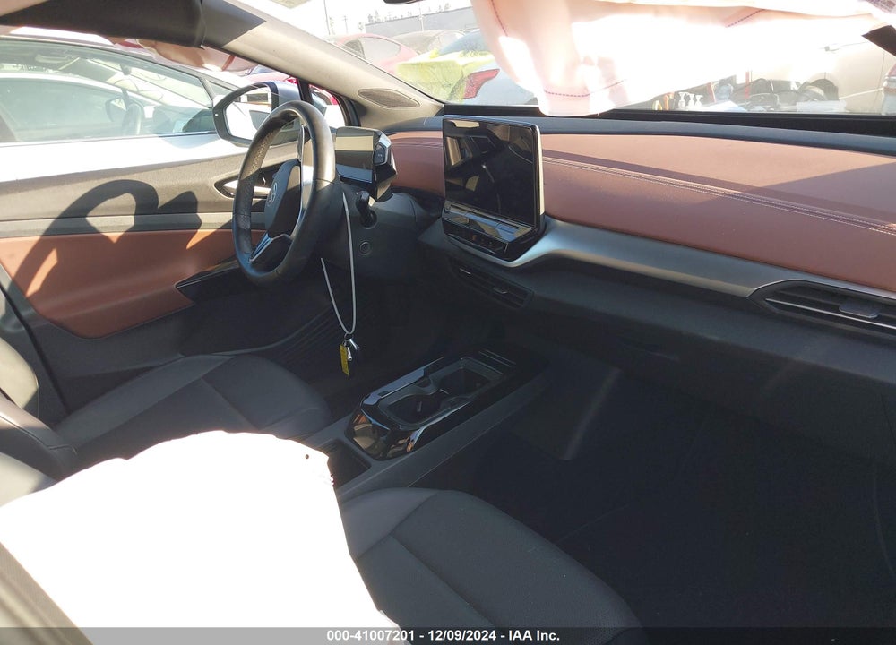 2021 VOLKSWAGEN ID.4 PRO S VIN: WVGTMPE24MP023276