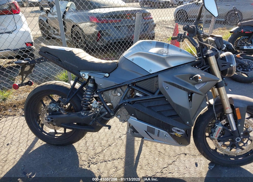 2023 ENERGICA EVA ESSEESSE9 + P/+ P RS VIN: ZNNZ1A1A0PS000535