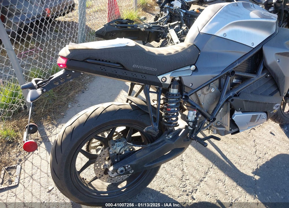 2023 ENERGICA EVA ESSEESSE9 + P/+ P RS VIN: ZNNZ1A1A0PS000535