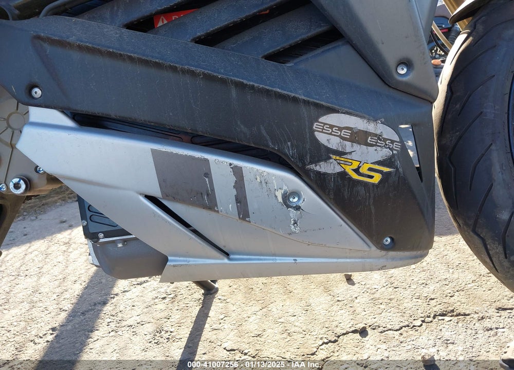 2023 ENERGICA EVA ESSEESSE9 + P/+ P RS VIN: ZNNZ1A1A0PS000535