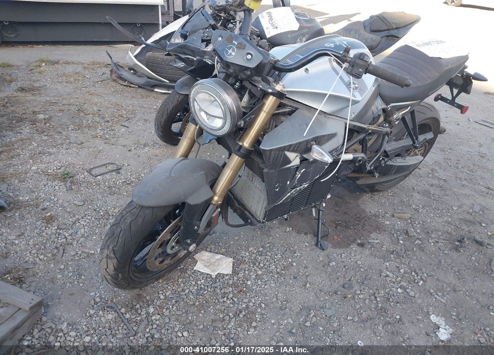 2023 ENERGICA EVA ESSEESSE9 + P/+ P RS VIN: ZNNZ1A1A0PS000535