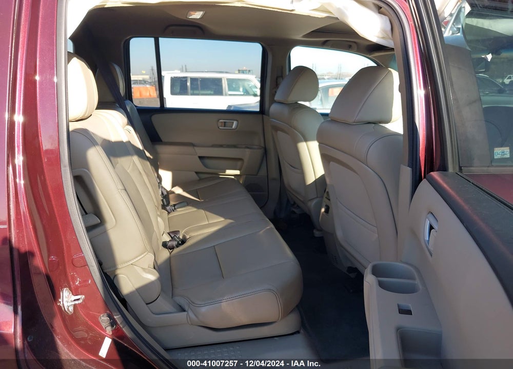 2014 HONDA PILOT EX-L VIN: 5FNYF3H55EB019171