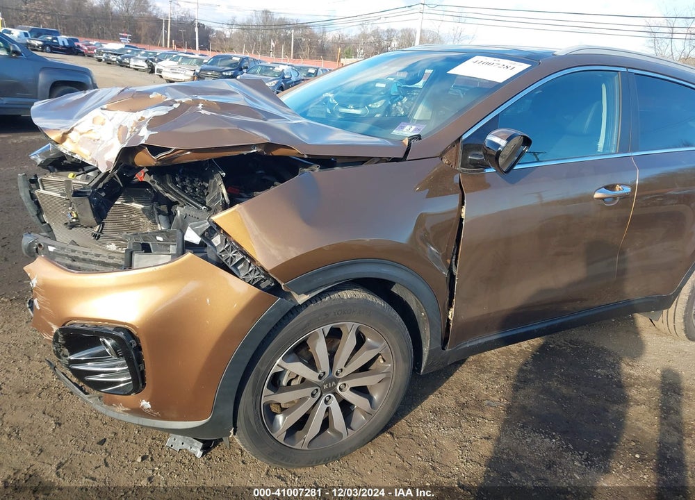 2017 KIA SPORTAGE EX VIN: KNDPNCAC6H7189699