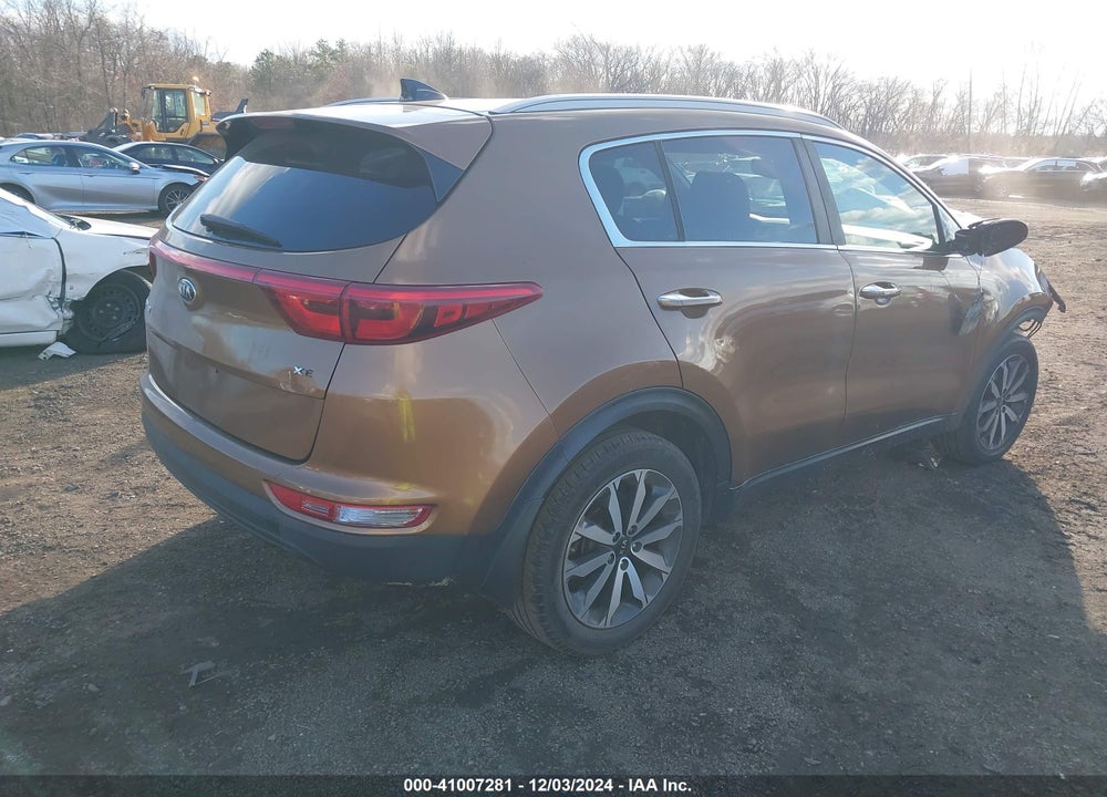 2017 KIA SPORTAGE EX VIN: KNDPNCAC6H7189699