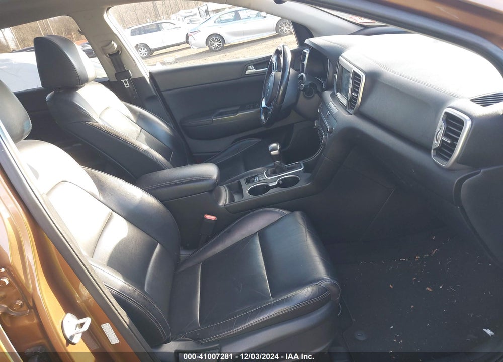 2017 KIA SPORTAGE EX VIN: KNDPNCAC6H7189699