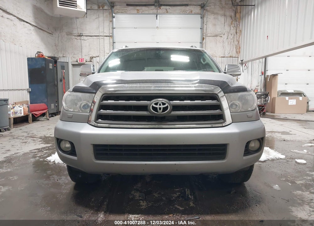 2013 TOYOTA SEQUOIA SR5 5.7L V8 VIN: 5TDBY5G12DS086198