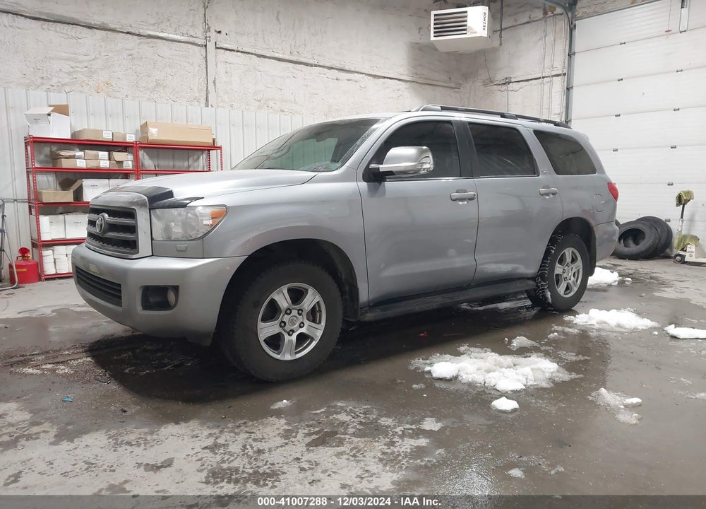 2013 TOYOTA SEQUOIA SR5 5.7L V8 VIN: 5TDBY5G12DS086198