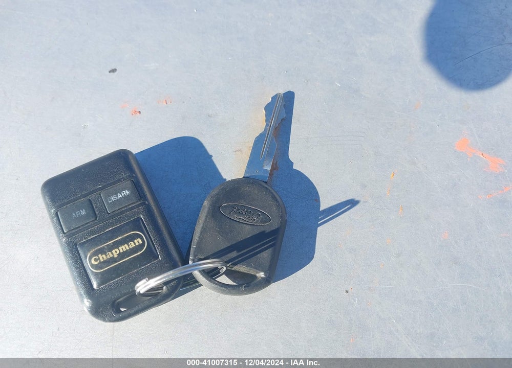 2005 FORD F-150 STX/XL/XLT VIN: 1FTRX14W55NB97300