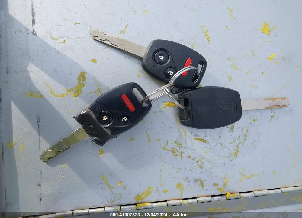 2013 HONDA FIT SPORT VIN: JHMGE8H51DC013082