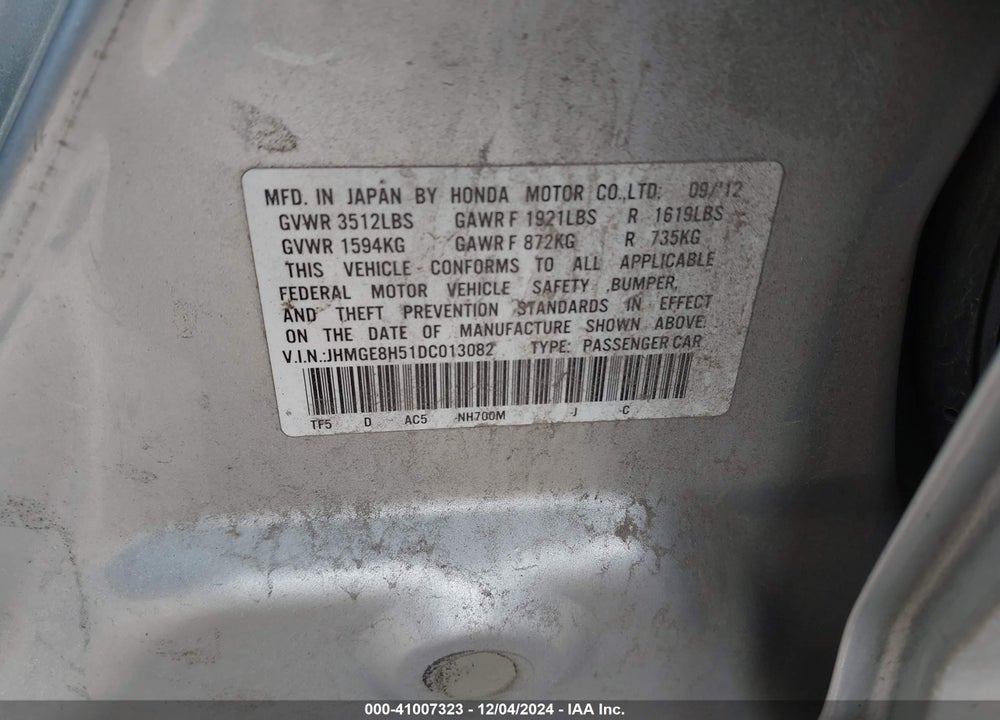 2013 HONDA FIT SPORT VIN: JHMGE8H51DC013082