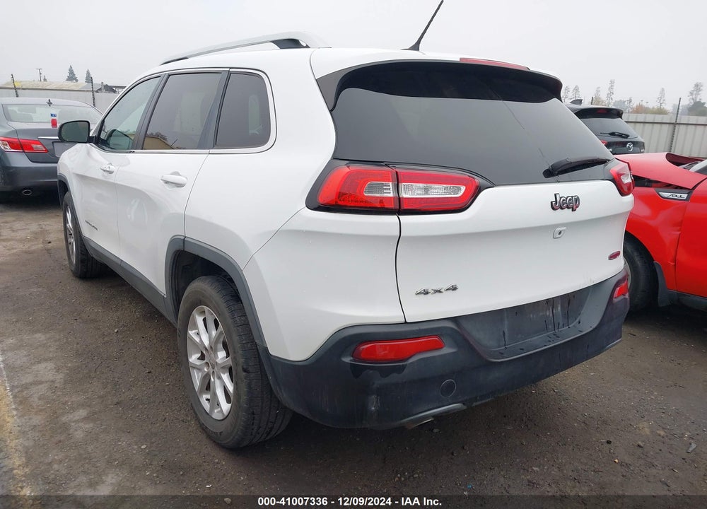 2015 JEEP CHEROKEE LATITUDE VIN: 1C4PJMCB1FW593048