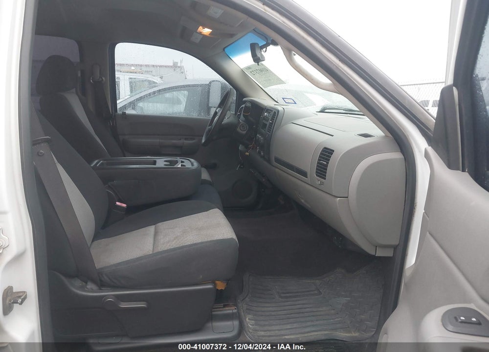 2007 GMC SIERRA 1500 WORK TRUCK VIN: 3GTEC13C27G516309