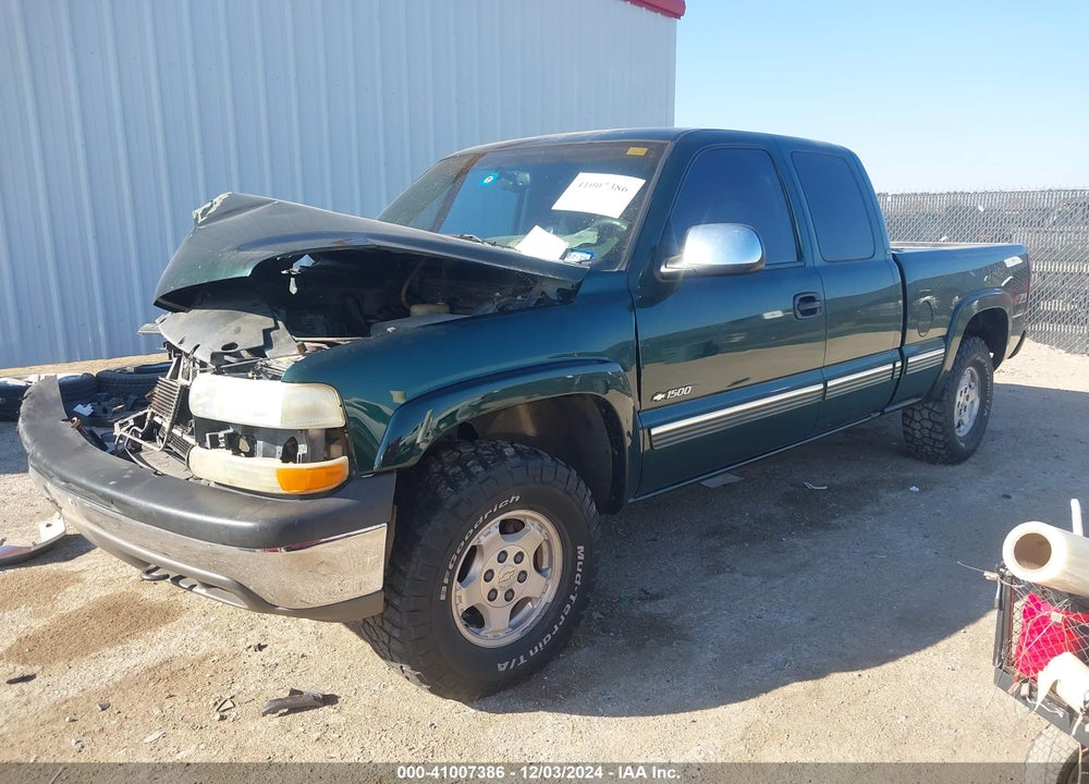 2002 CHEVROLET SILVERADO 1500 LS VIN: 2GCEK19T721418761