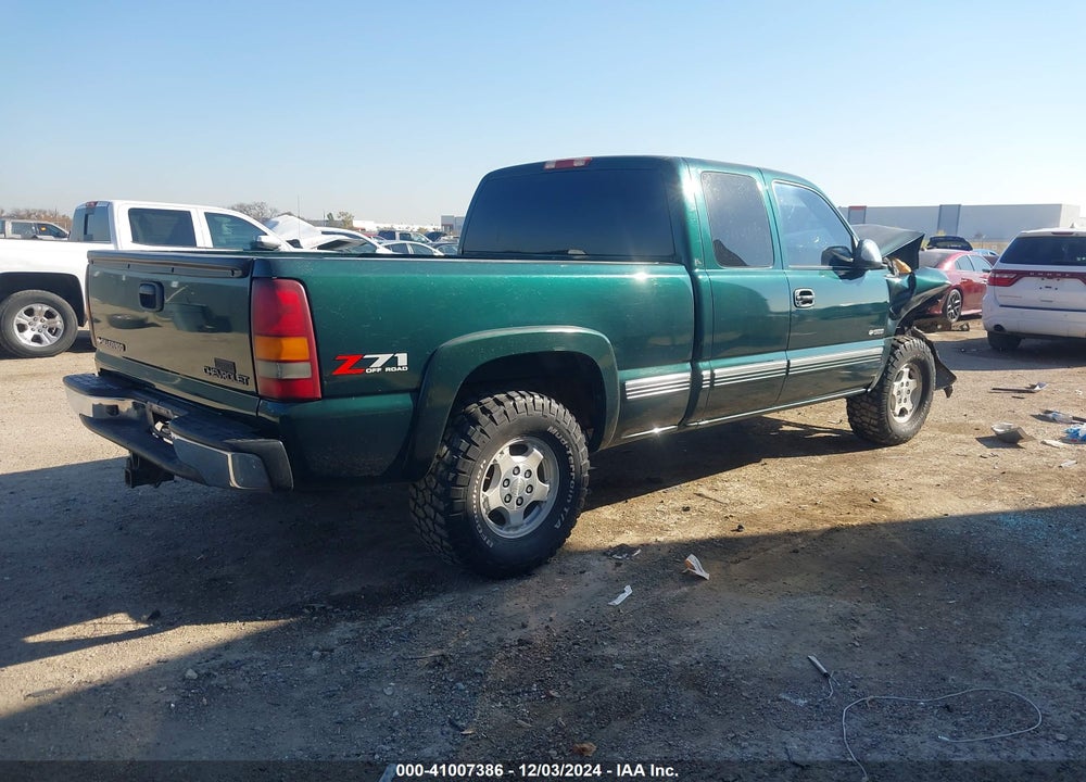 2002 CHEVROLET SILVERADO 1500 LS VIN: 2GCEK19T721418761