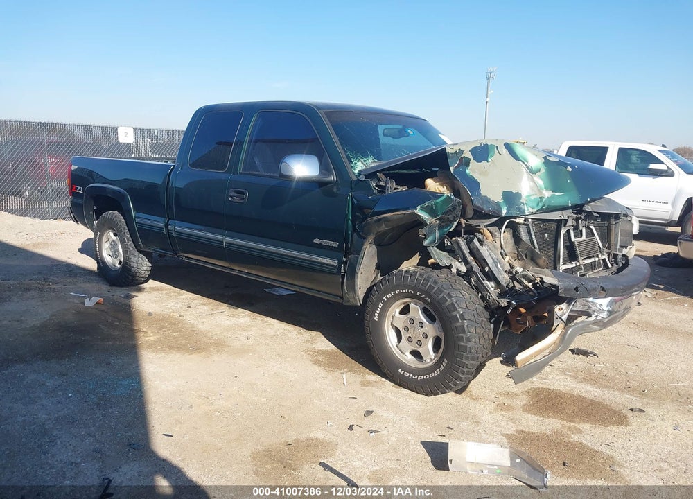 2002 CHEVROLET SILVERADO 1500 LS VIN: 2GCEK19T721418761