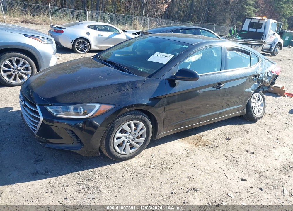 2018 HYUNDAI ELANTRA VIN: 5NPD74LF5JH392322