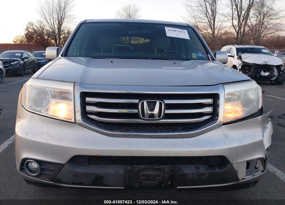 2013 HONDA PILOT EX VIN: 5FNYF4H44DB067384