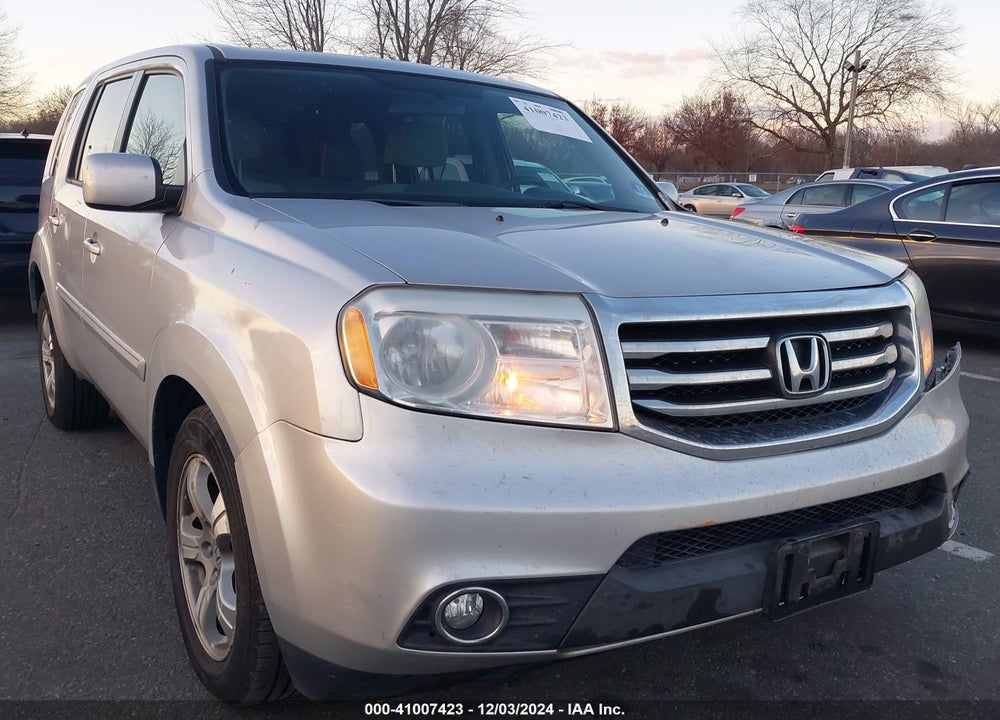 2013 HONDA PILOT EX VIN: 5FNYF4H44DB067384