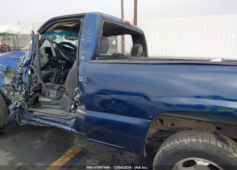 2002 CHEVROLET SILVERADO 1500 LS VIN: 1GCEC14T02Z163950