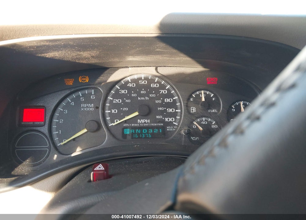 2001 CHEVROLET TAHOE LT VIN: 1GNEC13T41R156359