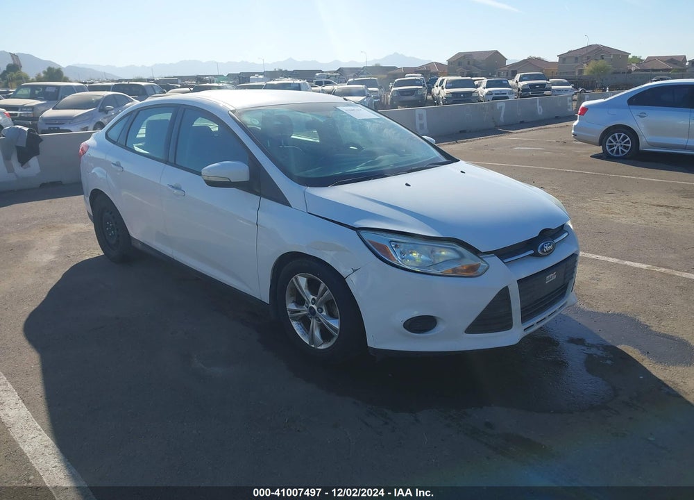2014 FORD FOCUS SE VIN: 1FADP3F22EL118604