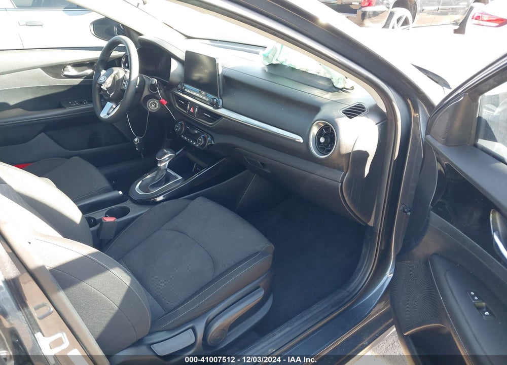 2019 KIA FORTE S VIN: 3KPF34AD6KE048624