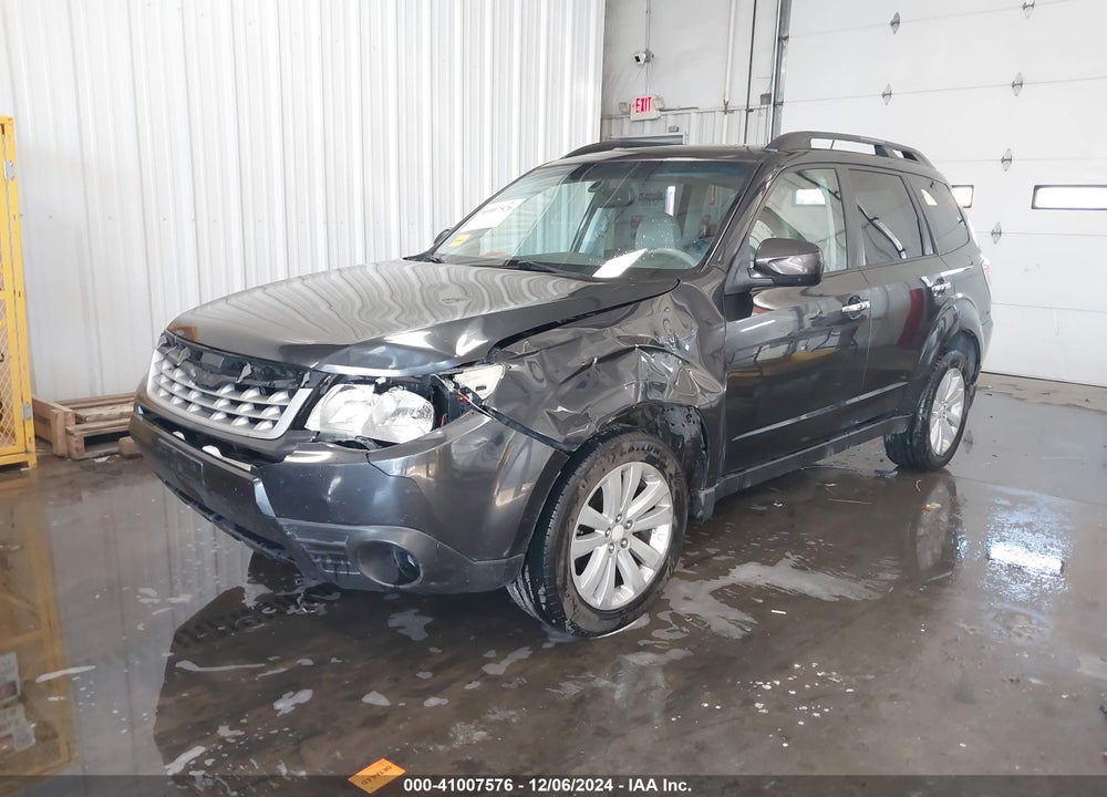 2011 SUBARU FORESTER 2.5X PREMIUM VIN: JF2SHBCC9BH775597
