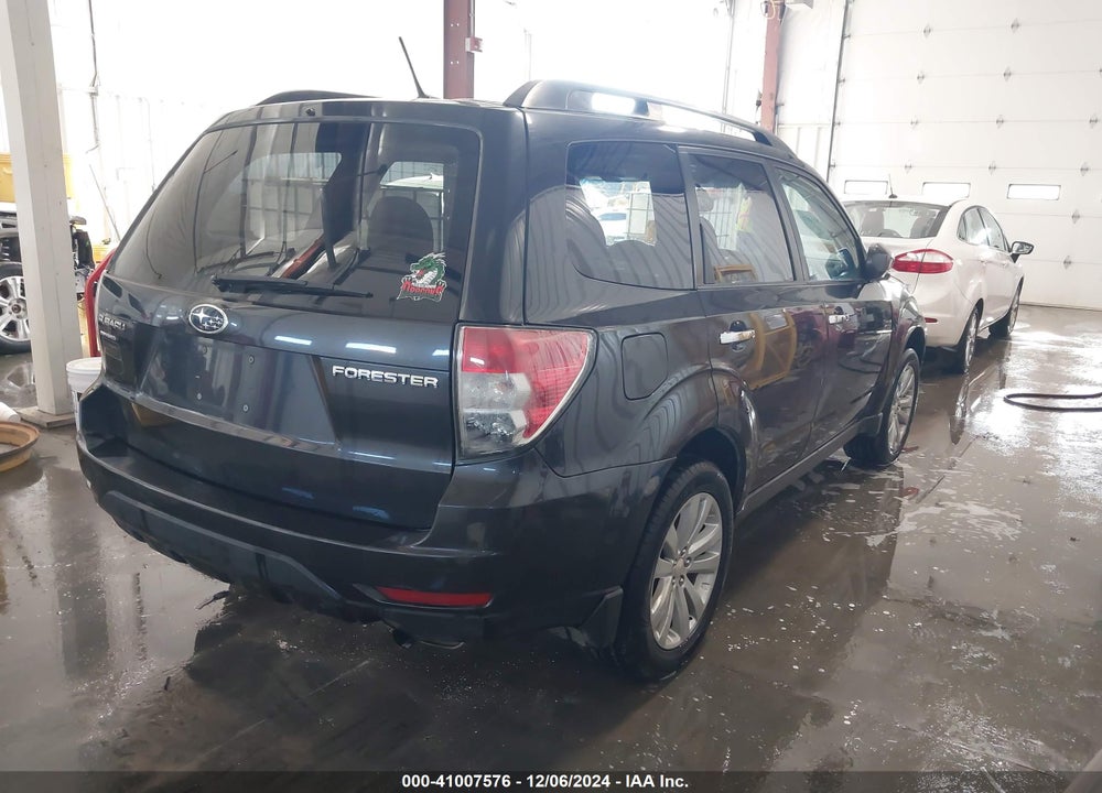 2011 SUBARU FORESTER 2.5X PREMIUM VIN: JF2SHBCC9BH775597